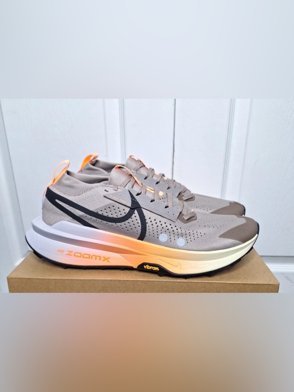 Nike ZoomX 🔥 Zegama Trail 2 Malt Alabaster Black Trail Running FD5190-200 - Picture 4 of 11